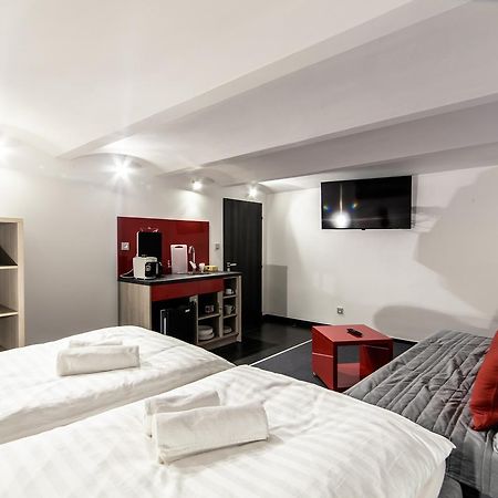 Silesia Residence Острава Екстер'єр фото A typical studio apartment